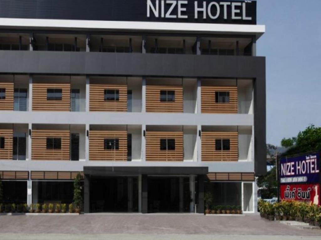 Nize Hotel - Sha Plus Phuket Bagian luar foto